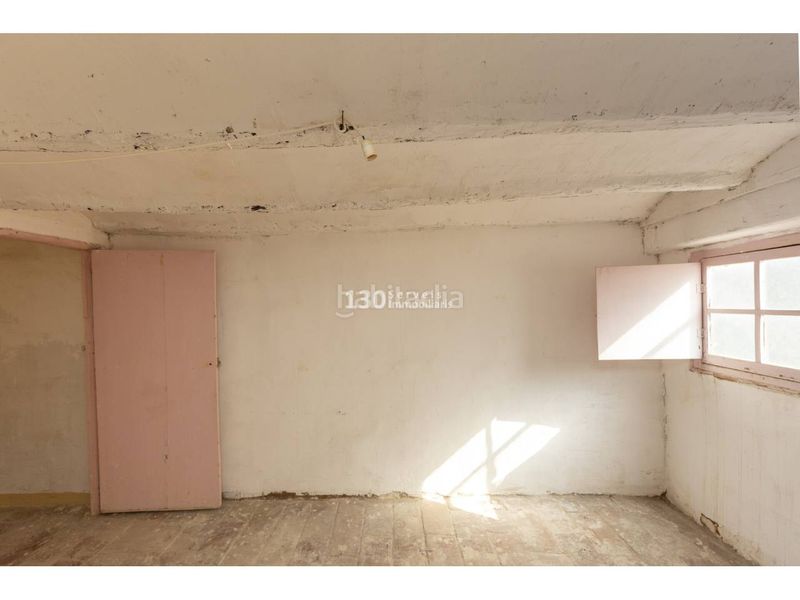 Foto f496f1de-1786-4b66-93ba-3c6f43bbe37f. Casa a Centre Tortosa