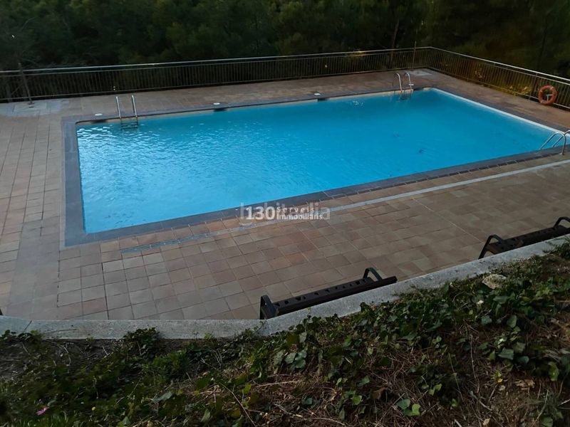 Foto 334e3f51-1f65-44d7-8803-8773fae588fb. Casa amb aparcament piscina a les botigues de Sitges Sitges