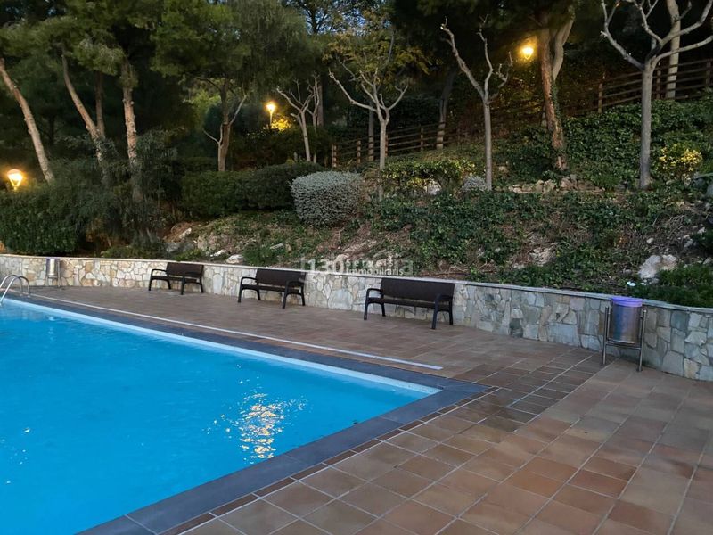 Foto 43f13d9d-a2d3-4830-8944-1a9064051b86. Casa amb aparcament piscina a les botigues de Sitges Sitges