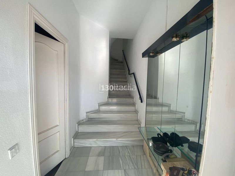 Foto 78af5456-c5be-45c3-8ece-6026fdbd3fd1. Casa amb aparcament piscina a les botigues de Sitges Sitges