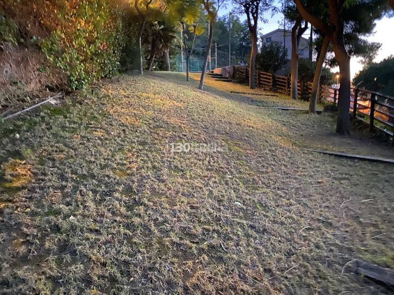 Foto af2a7ea2-144d-4811-a981-52e07501e9b3. Casa amb aparcament piscina a les botigues de Sitges Sitges