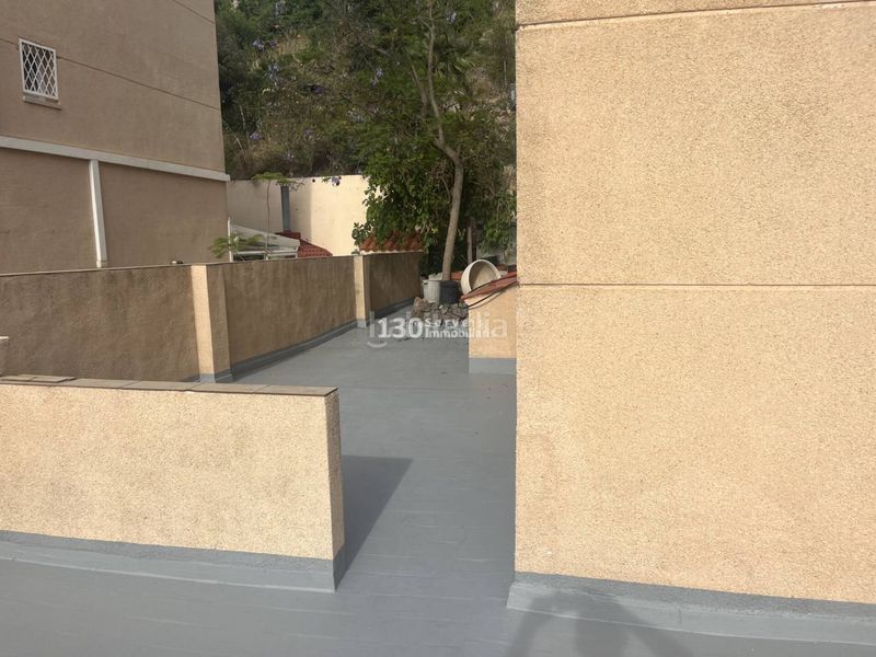 Foto eb420fd4-9120-4192-acf3-a63763ccdf84. Casa amb aparcament piscina a les botigues de Sitges Sitges