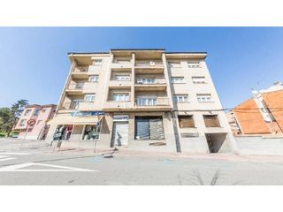 Parking voiture  Calle montseny. Venta de plaza de parking en manlleu