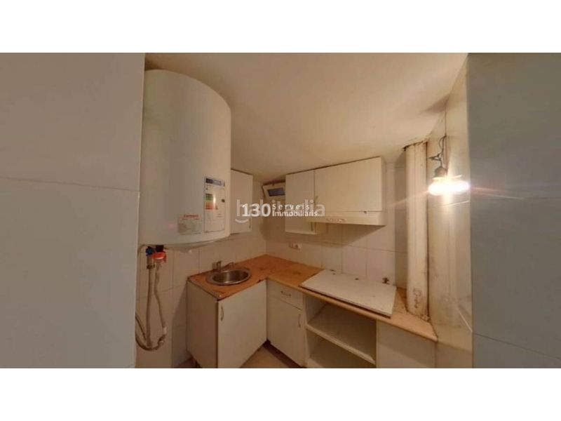 Foto 07bc51d4-e4c2-47f2-8154-5a3fd8afc2af. Pis a Raval Barcelona