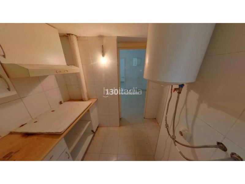 Foto 49bb6391-73e8-4a3d-a5a9-914edfe8c884. Pis a Raval Barcelona
