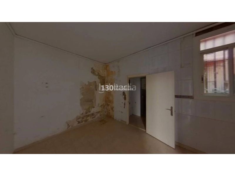 Foto cc0c7b37-b5a0-451e-b0eb-840226d35538. Pis a Raval Barcelona
