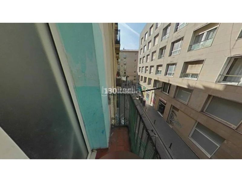 Foto 366f0d37-ca9d-4faa-a839-d3d8cf734a22. Pis a Raval Barcelona