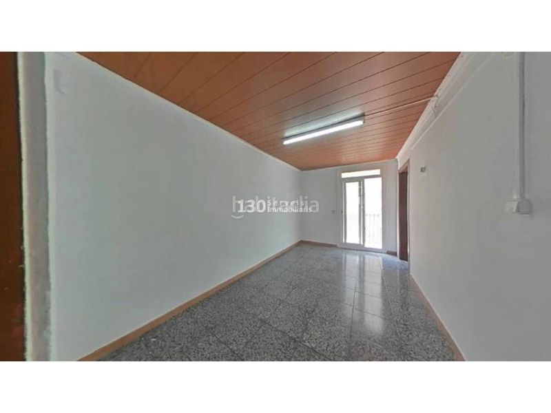 Foto 64f25e32-989c-41c1-bd99-ab827ffb7f63. Pis a Raval Barcelona