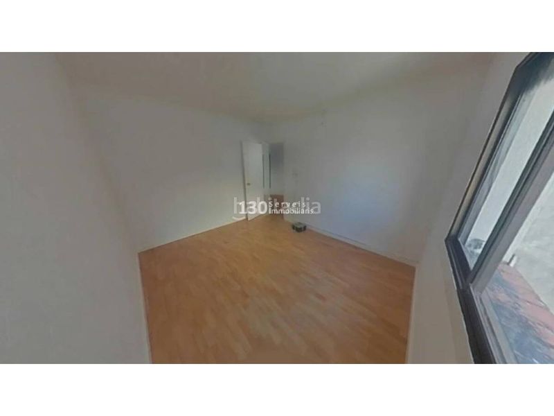 Foto 326fe363-6f6f-43bc-88a4-76de5a74fc3c. Pis a Carmel Barcelona