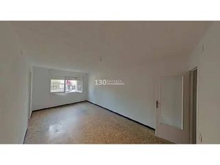 Etagenwohnung in Calle Florencia
