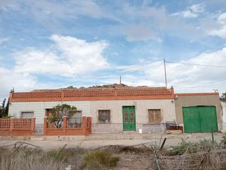 Masía en La Unión. La esperanza  cruce con la union  terrenos y casas