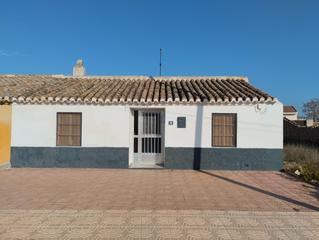 Masia a Las Cánovas - Cuevas de Reyllo. Tu refugio en los cánovas  fuente álamo