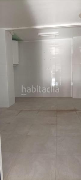 Foto 167826d7-d770-473a-87e8-6eeffc280bd7. Local comercial  frente colegio en Murcia