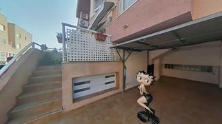 Casa aparellada  Calle pintor luis garay. Dúplex con encanto en nonduermas  frente a parque, junto a todo