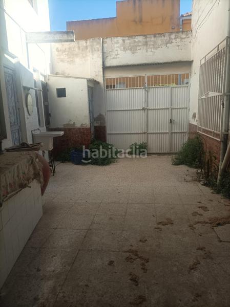 Foto fd9decaf-1b4c-494a-8d27-74e6b13b8ae1. Semi detached house with parking in San Benito - Patiño Murcia