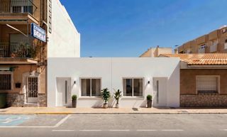 Casa aparellada a Calle de Aniceto