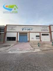 Miete Fabrikhalle in Torreciega. Nave industrial de gran capacidad con techos altos, excelente ac