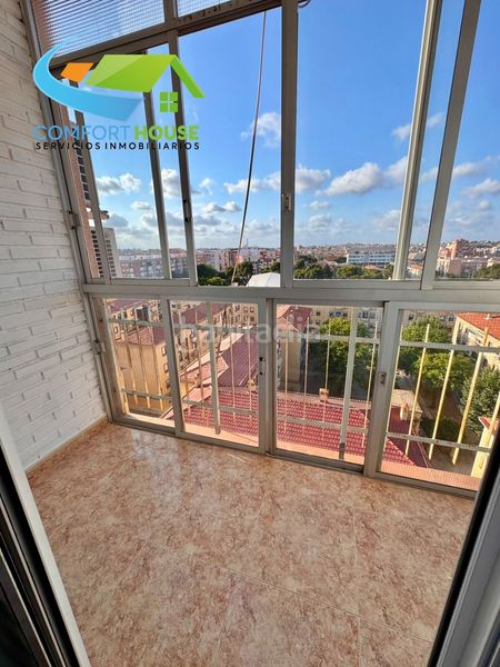 Foto 56901a98-e304-4a0a-b9dd-3a1293360dc0. Pis a Alameda Cartagena