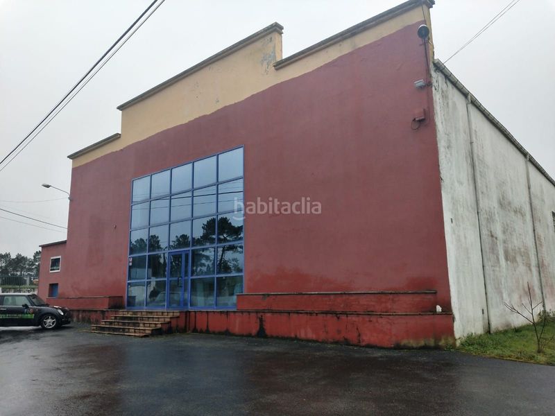 Foto f270c1d8-a07a-423e-87f6-96cf7d3dd8ba. Location bâtiment à usage industriel dans Parroquias del Este Lugo
