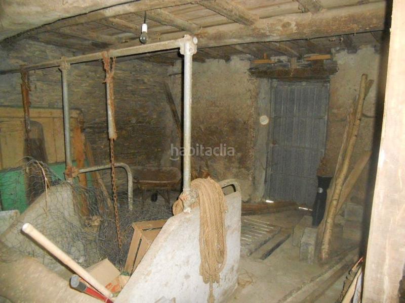 Foto e145f770-4a35-41d8-9132-35eeb0496250. Casa a Portomarín