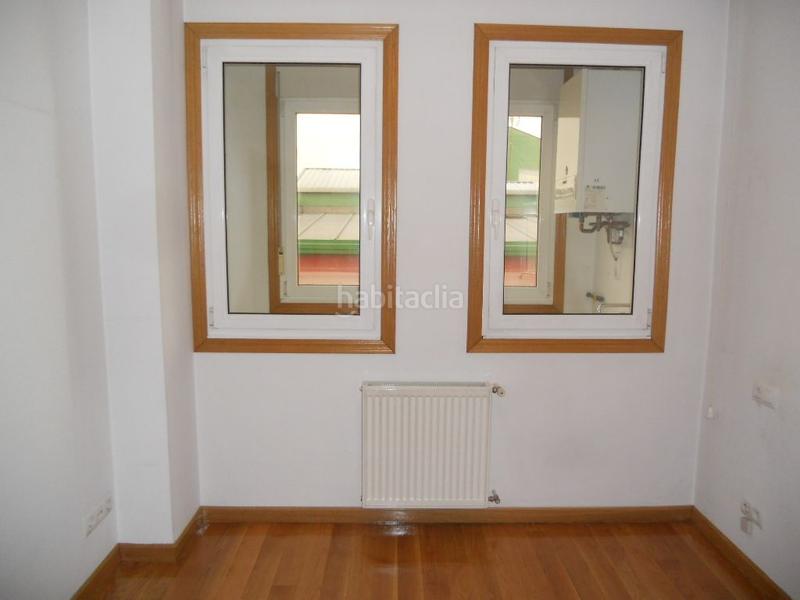 Foto fa892091-f681-4b8a-bee0-15b06563814b. Location duplex avec chauffage dans A Milagrosa Lugo