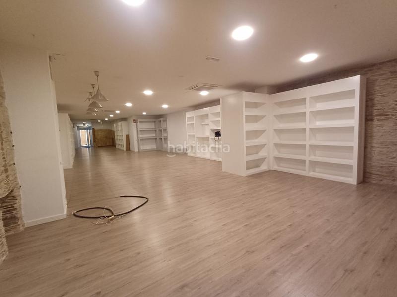 Foto b431ca0e-df66-4a86-9355-48825a546d41. Lloguer local comercial a Centro - Recinto Amurallado Lugo