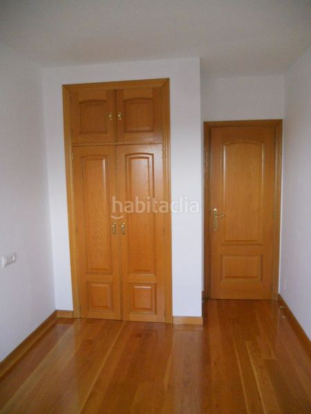 Foto 56b037ba-9540-42ba-bbe0-0511eeb1a0b9. Affitto duplex con riscaldamento in A Milagrosa Lugo