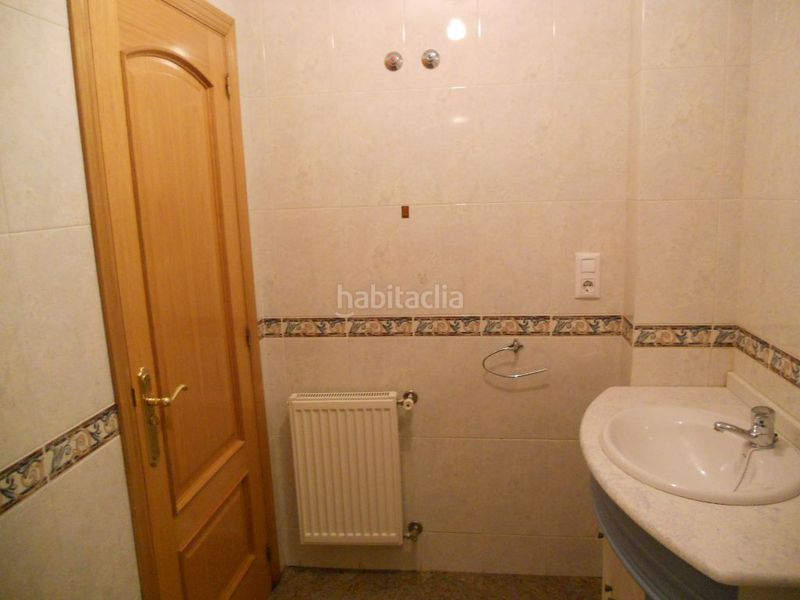 Foto e9128384-4247-4553-b28d-580e418f29b8. Affitto duplex con riscaldamento in A Milagrosa Lugo