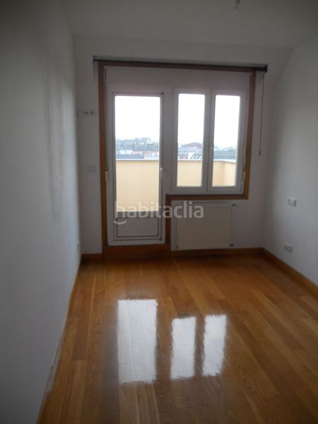 Foto a18e1b79-e913-438f-a4db-8c46b706cf0e. Alquiler dúplex zona avda da coruñaronda muralla en Lugo