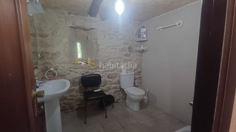 Foto e5829aae-9576-4c97-ab33-03c3346ac084. Casa en Outeiro de Rei