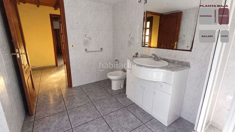 Foto 4449bab8-04e4-46e1-a184-a8f2375db908. Casa amb calefacció a Guntín
