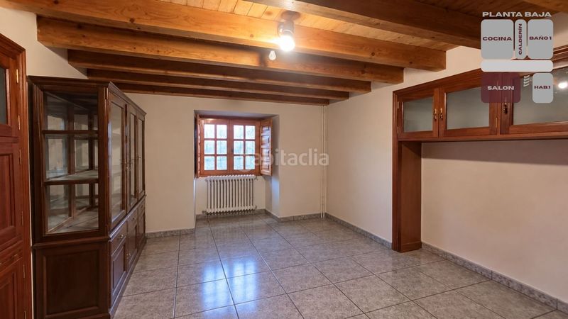 Foto 5702901d-321e-4628-b7b0-fdbdeb84d7dc. Casa amb calefacció a Guntín