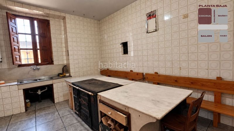 Foto 67576e3c-8565-4649-90dd-54273094fbb6. Casa amb calefacció a Guntín