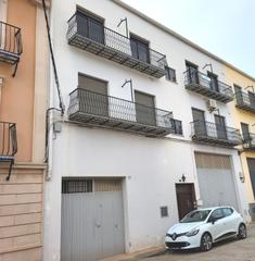 Pis a Castellnovo. ¡descubre el hogar de tus sueños en este impresionante piso con