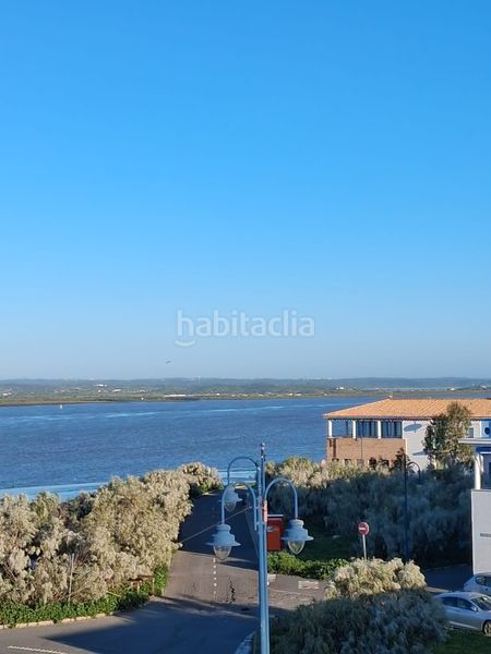 Foto c06ea358-34ce-4855-9600-28604f4c077c. Casa adossada a Ayamonte ciudad Ayamonte