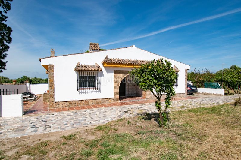 Foto 23f2e914-1ffc-4999-a10b-c3bbff09e7ef. Casa a Pelagatos - Pago del Humo Chiclana de la Frontera