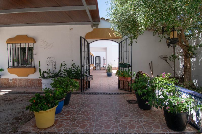 Foto d12086b1-a861-4636-aae4-9692ad109260. Casa a Los Franceses - La Vega Chiclana de la Frontera