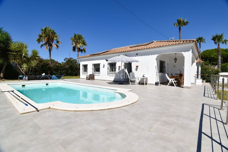 Foto 4ec59bd8-be05-4803-85d1-01d6c27d7593. Casa a Las Lagunas - Campano Chiclana de la Frontera