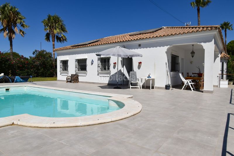 Foto c20005aa-9d05-44f5-970d-bc1dc141ebfb. Casa a Las Lagunas - Campano Chiclana de la Frontera