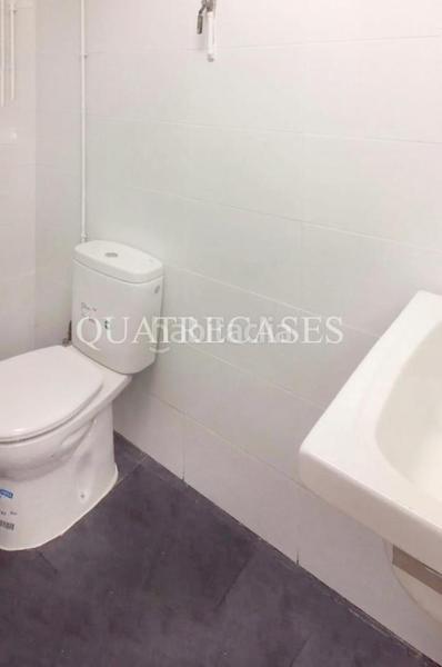 Foto 9f816781-6144-455f-9554-b4d6de66f639. Edifici a Guinardó Barcelona