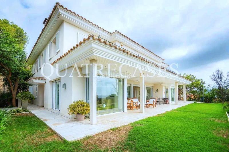 Foto 327318b3-8500-4218-9e2c-a404f912b460. Casa amb calefacció aparcament piscina a Can Girona - Terramar - Vinyet Sitges