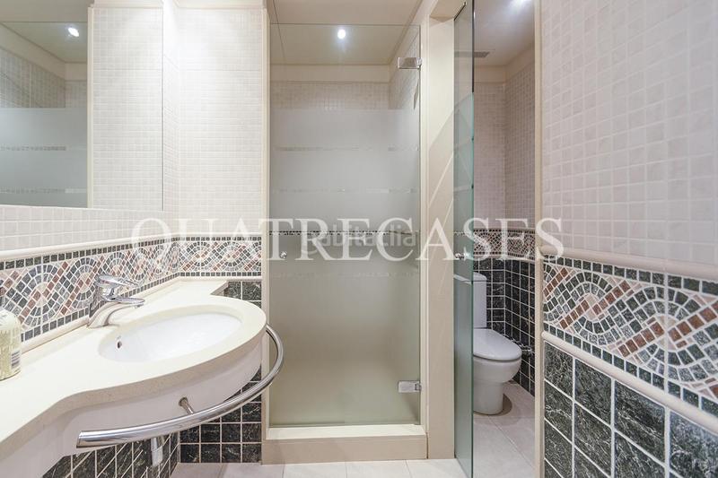 Foto 65f8da47-2373-4675-a739-2ac7ad4fdea9. Casa amb calefacció aparcament piscina a Can Girona - Terramar - Vinyet Sitges