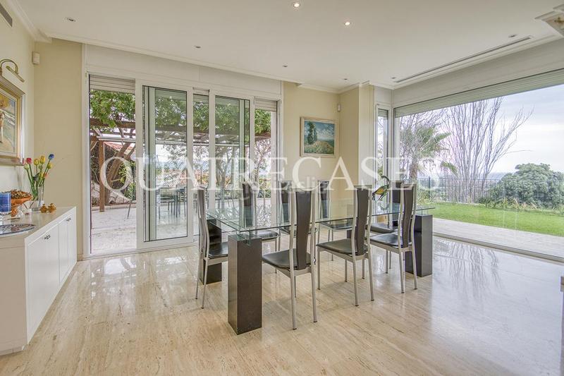 Foto b391271b-d8ee-4330-9b61-b2f0ee33f50c. Casa amb calefacció aparcament piscina a Can Girona - Terramar - Vinyet Sitges