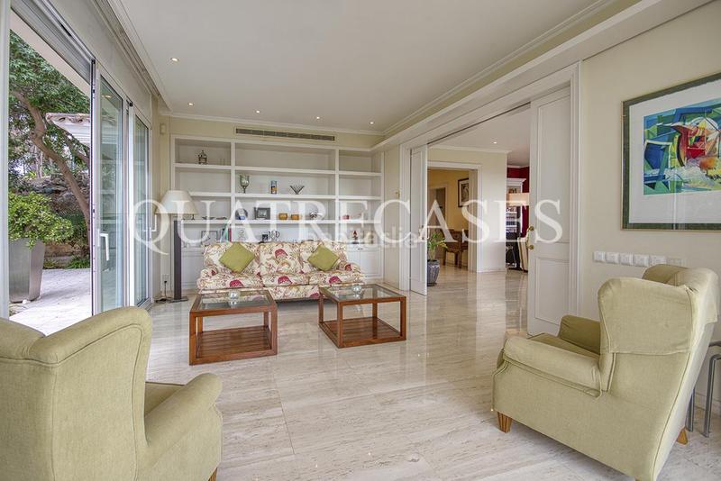 Foto dd511c3e-96a4-4fd5-a8cb-84233fb5403c. Casa amb calefacció aparcament piscina a Can Girona - Terramar - Vinyet Sitges