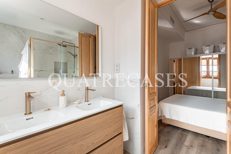 Foto 793c7dbd-8839-4c88-9231-435e4fac34b5. Piso  señorial con gran terraza en finca regia junto al arco del triunfo. en Barcelona