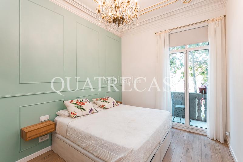 Foto f21650dd-2f1d-4a5d-bc1e-6f62842de187. Piso  señorial con gran terraza en finca regia junto al arco del triunfo. en Barcelona