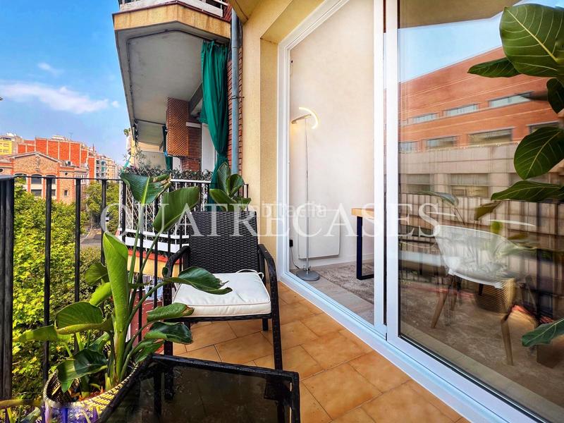 Foto 4099398f-abd3-4a5f-8ead-f42b335f7ad5. Flat with heating parking in L´Antiga Esquerra de l´Eixample Barcelona