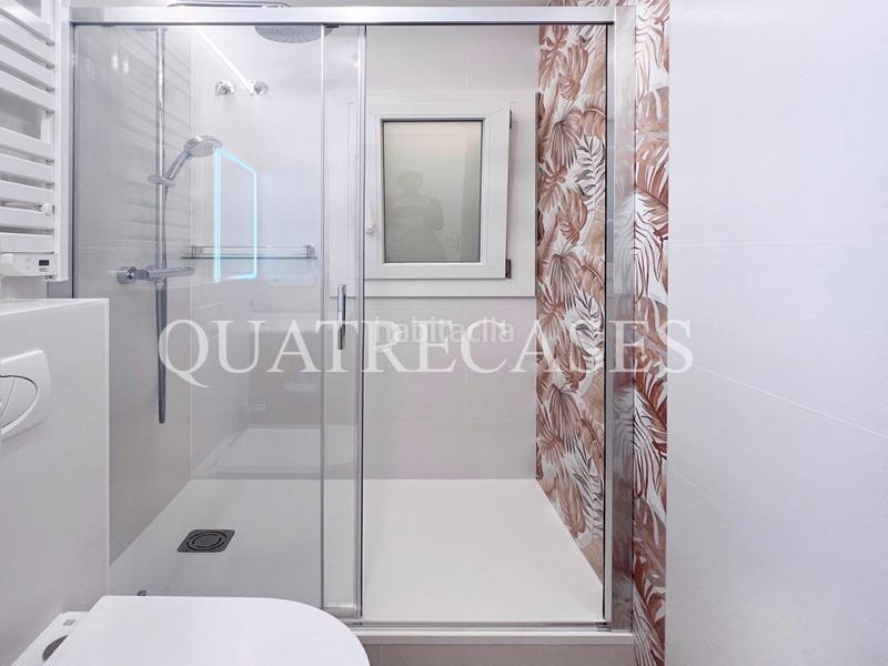 Foto b9e5bf0c-b042-4055-abe0-6dd86f78a525. Flat with heating parking in L´Antiga Esquerra de l´Eixample Barcelona