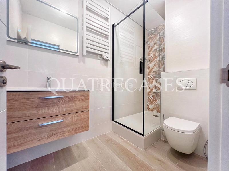 Foto 3bf3b64c-fc6e-491c-bf0f-9f1607ae05eb. Pis amb calefacció aparcament a L´Antiga Esquerra de l´Eixample Barcelona