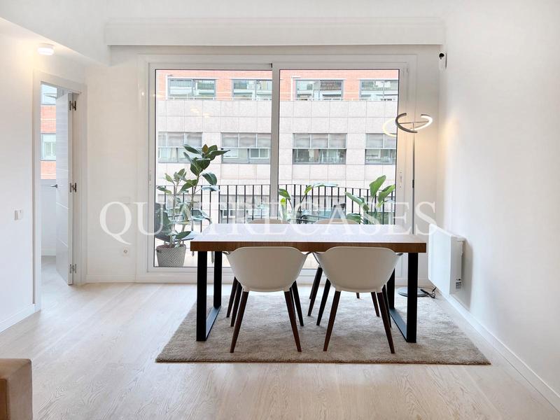 Foto 63e2c0b6-2787-4bff-80f1-be6ea77ab2de. Pis amb calefacció aparcament a L´Antiga Esquerra de l´Eixample Barcelona